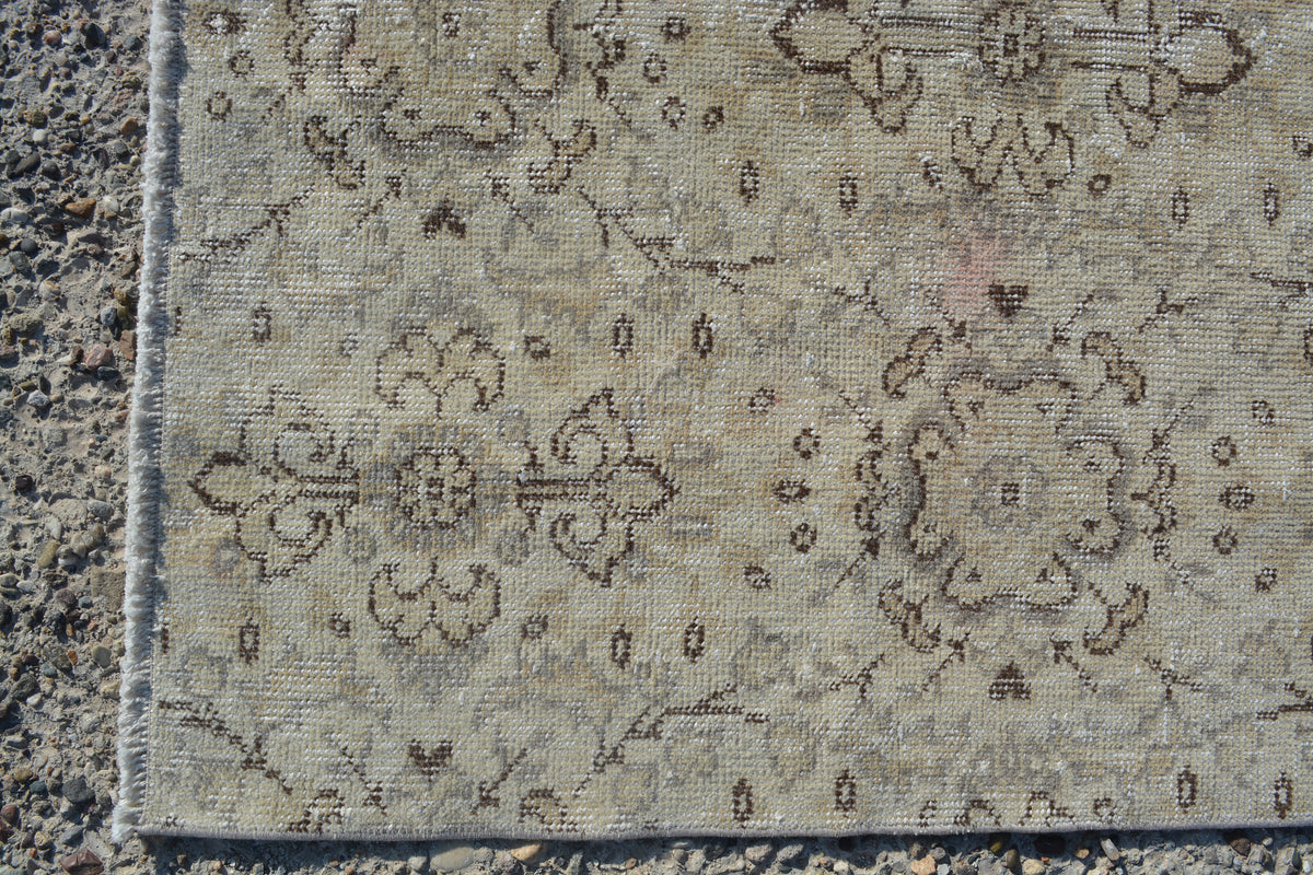 Vintage Rug, Vintage Oushak  Anatolian Rug, Wool Pastel Rug, Vintage Turkish  Oriental Rugs, 3.1x6.4 Ft AG372
