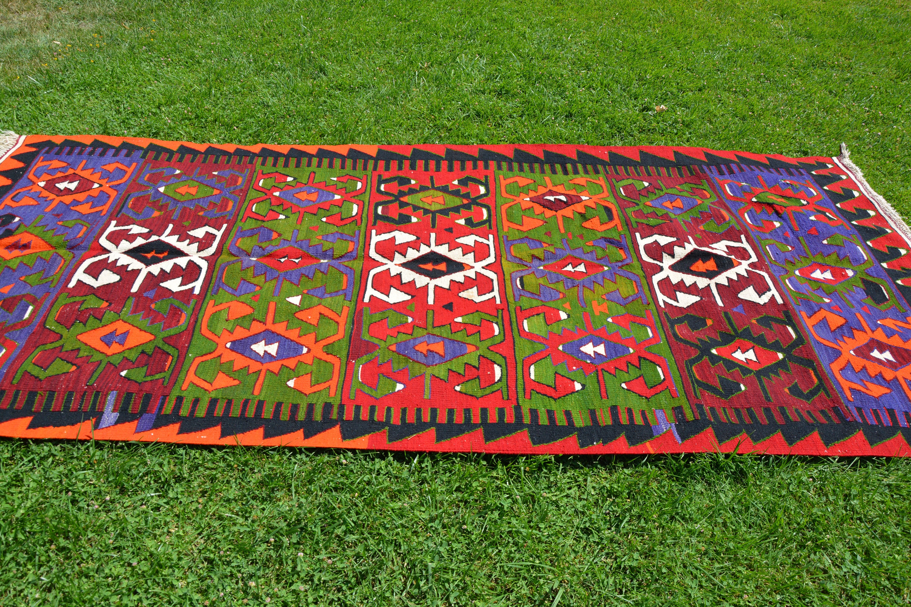 3x4 Vintage Turkish Oushak Handmade Wool Kilim Area Rug for sale at Pamono