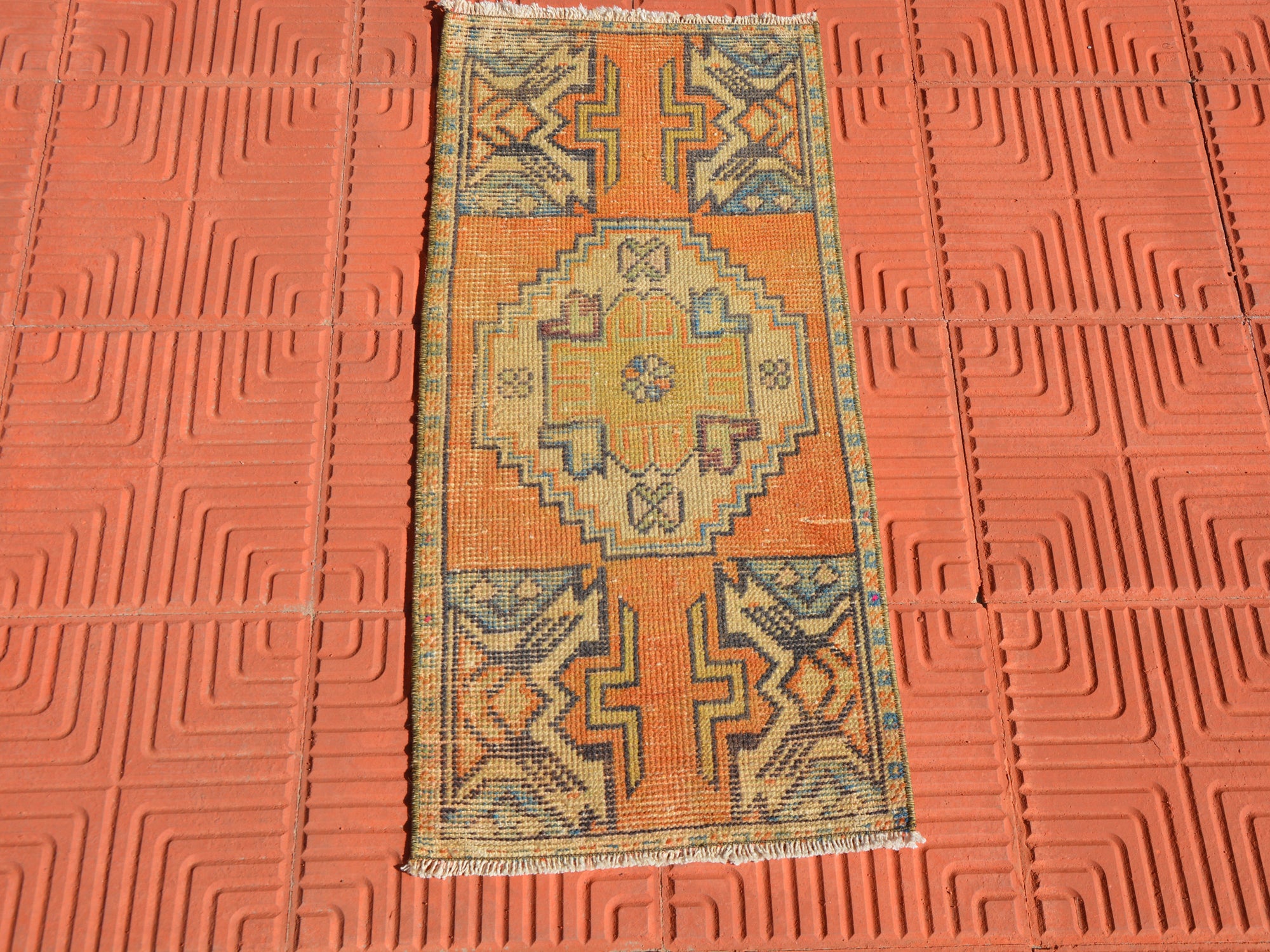 Vintage Aztec Rug, Small Turkish Rug, Mini Door Mat, 2.9 * 1.3 Ft –  HANDPICKED ARTIFACTS